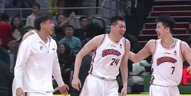 上海队2分险胜辽宁队！球员评分：2人完美，3人优秀，1人不及格