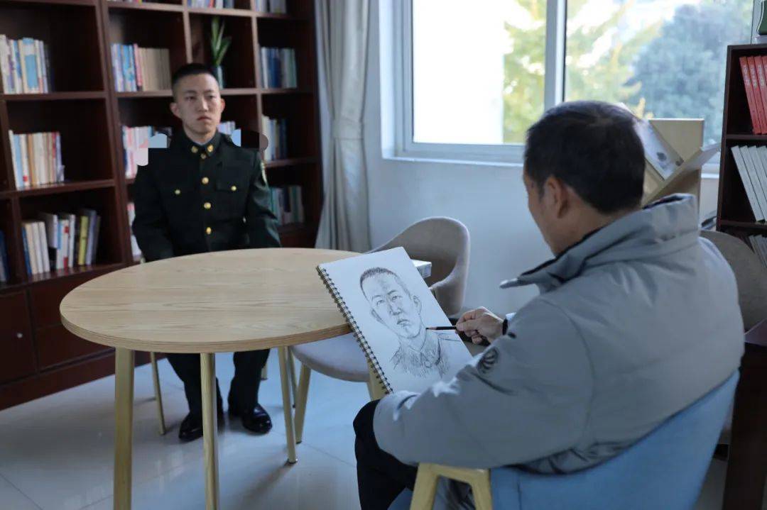 淮安市清江浦区府前街道新联会开展送书画进军营慰问活动(图4)