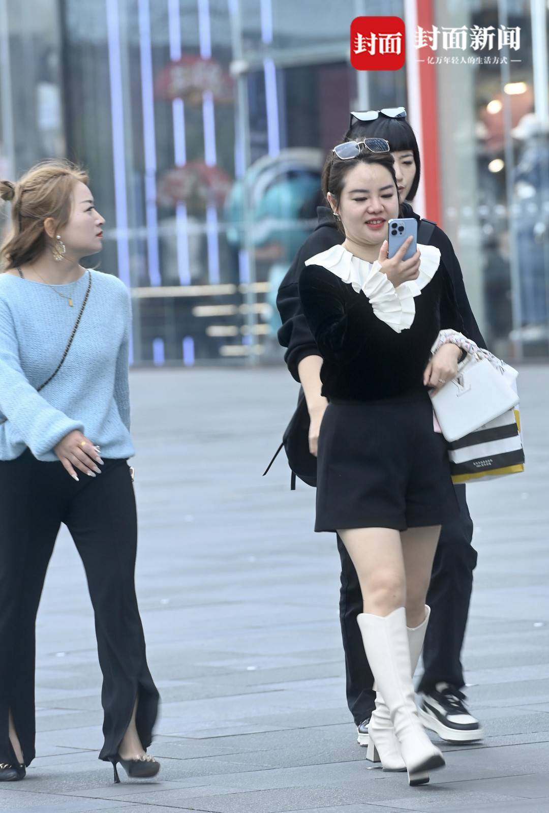成都街头穿出春天的美｜图集