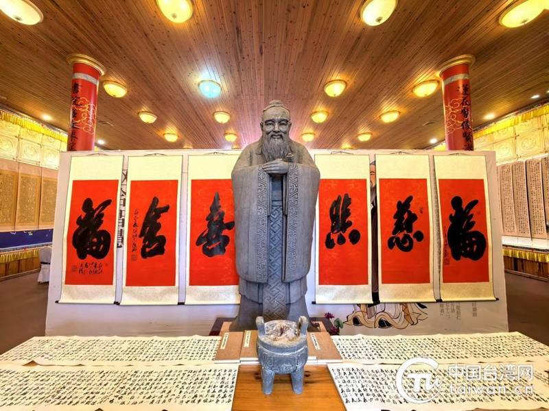 108部手抄传世经典展出！历时4年的文化工程有多震撼？